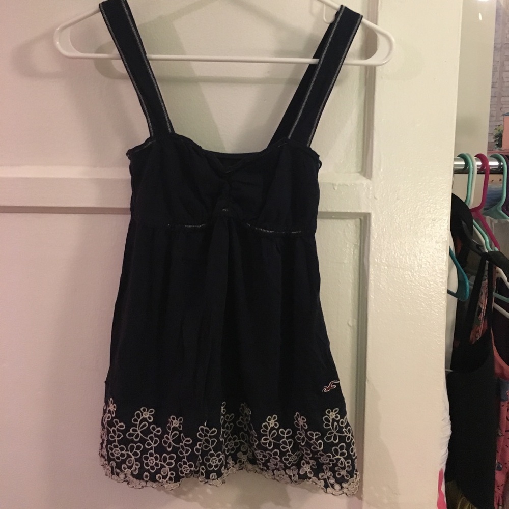 Vintage Hollister navy tank top flower embrodiery size S
